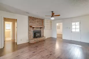 1116 Heather Ct, Benbrook, TX 76126 - Photo 5