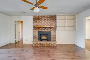 1116 Heather Ct, Benbrook, TX 76126 - Photo 11