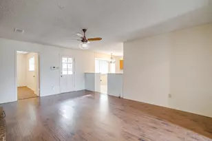 1116 Heather Ct, Benbrook, TX 76126 - Photo 7