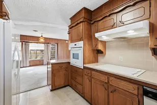 412 N Cummings Dr, Alvarado, TX 76009 - Photo 7