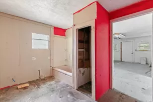 304 S Colorado St, Whitney, TX 76692 - Photo 29