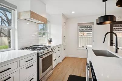 3148 Woodwind Lane, Dallas, TX 75229 - Photo 11