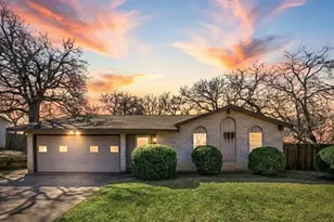 2704 Scenic Hills Dr, Bedford, TX 76021 - Photo 1