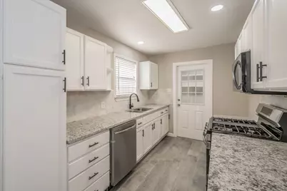 2712 Allen Avenue, Arlington, TX 76014 - Photo 13