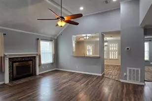 4661 Birchbend Ln, Fort Worth, TX 76137 - Photo 3