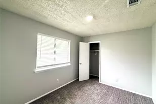 1021 Vera Ct, Irving, TX 75060 - Photo 9