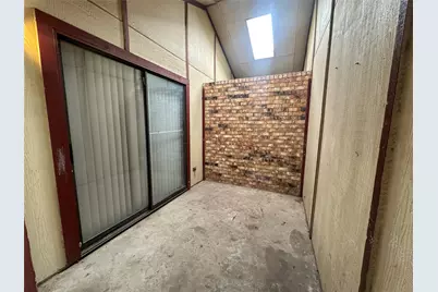 1021 Vera Court, Irving, TX 75060 - Photo 17