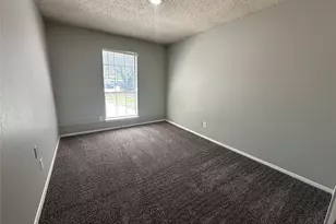 1021 Vera Ct, Irving, TX 75060 - Photo 11