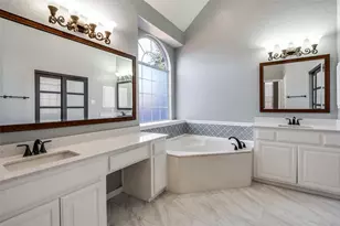 8117 Halliford Dr, Plano, TX 75024 - Photo 19