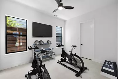 2323 N Carroll Avenue, Dallas, TX 75204 - Photo 31