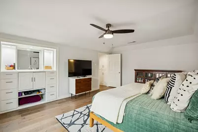 9522 Robin Meadow Drive, Dallas, TX 75243 - Photo 19