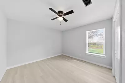 2516 Marfa Avenue, Dallas, TX 75216 - Photo 11