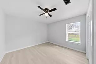 2516 Marfa Ave, Dallas, TX 75216 - Photo 11