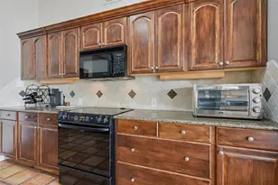 140 Blackfoot Trail, Gainesville, TX 76240 - Photo 11