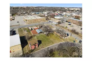 606 Wainwright St, Denton, TX 76201 - Photo 1