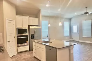 2708 McCormick St, Denton, TX 76205 - Photo 5