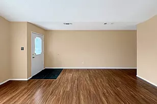 1302 Cardinal Oaks Dr, Mansfield, TX 76063 - Photo 5