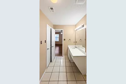 1302 Cardinal Oaks Drive, Mansfield, TX 76063 - Photo 19