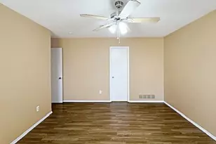 1302 Cardinal Oaks Dr, Mansfield, TX 76063 - Photo 17