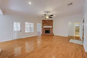 455 Cherry Hills Dr, Huntsville, TX 77340 - Photo 7