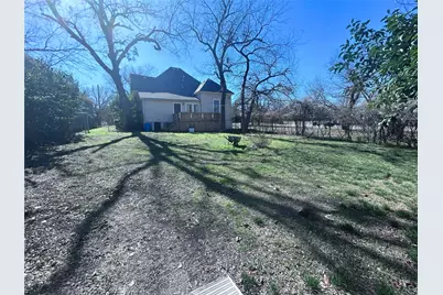 931 N 12th Street, Waco, TX 76707 - Photo 39