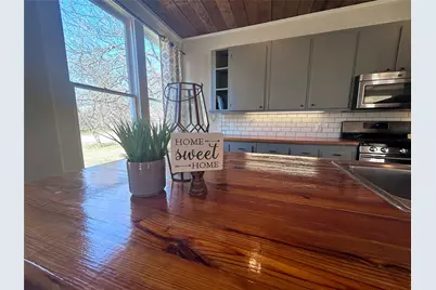 931 N 12th Street, Waco, TX 76707 - Photo 9