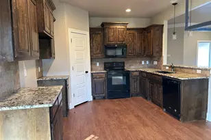 110 Hummingbird Dr, Weatherford, TX 76088 - Photo 5