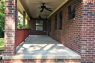 5731 N Cape Dr, Chandler, TX 75758 - Photo 25