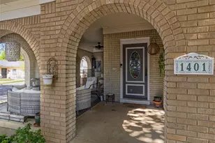 1401 5th Ave, Fort Worth, TX 76104 - Photo 3