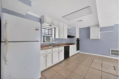 124 Seaside Drive, Mabank, TX 75156 - Photo 11