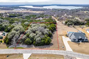 137 Helton Dr, Granbury, TX 76049 - Photo 1