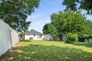 703 N Jester Ave, Dallas, TX 75211 - Photo 21