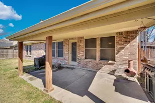 105 Autumn Trail, Red Oak, TX 75154 - Photo 23