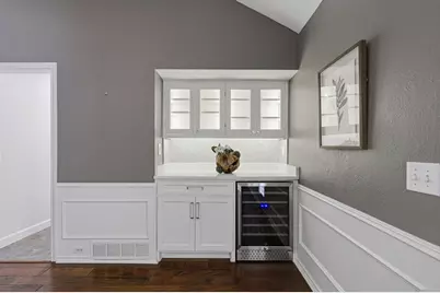 2832 Cambridgeshire Drive, Carrollton, TX 75007 - Photo 9