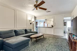 1756 Cynthia Ln, Hurst, TX 76054 - Photo 3