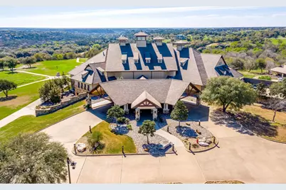 6236 Montrose Street, Cleburne, TX 76033 - Photo 5