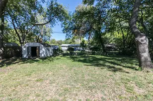 2515 Greenhurst Dr, Dallas, TX 75234 - Photo 15