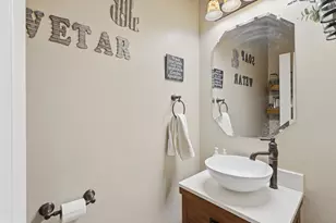 207 Moonlit Path Dr, Shady Shores, TX 76208 - Photo 19