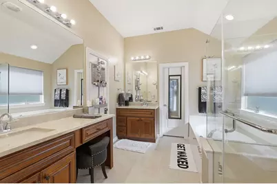 207 Moonlit Path Drive, Shady Shores, TX 76208 - Photo 17