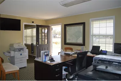 802 W Front Street, De Kalb, TX 75559 - Photo 7