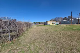 5482 Sun Meadow Cir, Granbury, TX 76049 - Photo 3