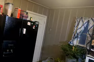 5725 Spencer St, Fort Worth, TX 76119 - Photo 9