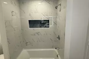 507 Parker Dr, Euless, TX 76039 - Photo 13