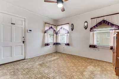 7207 Thurston Drive, Dallas, TX 75235 - Photo 5