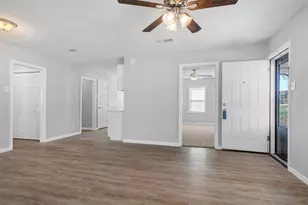 2118 Lee Ave, Fort Worth, TX 76164 - Photo 5