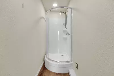 917 Bloomfield Drive, Grand Prairie, TX 75052 - Photo 15