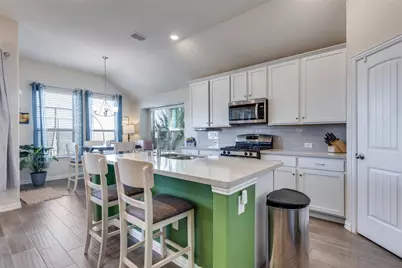 9324 Bronze Meadow Drive, Fort Worth, TX 76131 - Photo 9