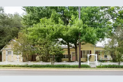 1002 W Pearl Street, Granbury, TX 76048 - Photo 35