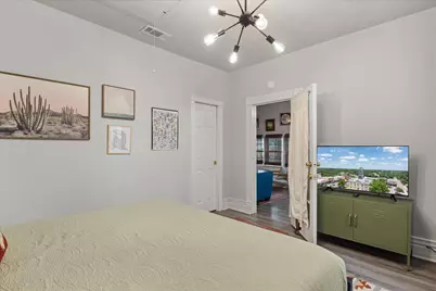 1002 W Pearl Street, Granbury, TX 76048 - Photo 39