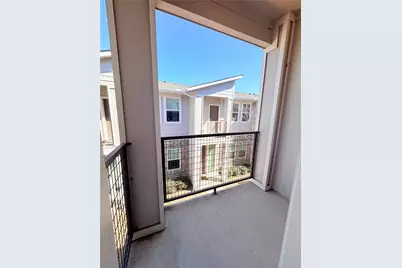 212 Stellariga Place, Dallas, TX 75203 - Photo 13